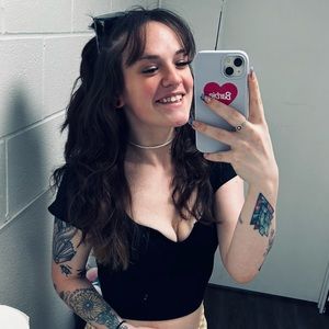 Meet your Posher, Tabitha